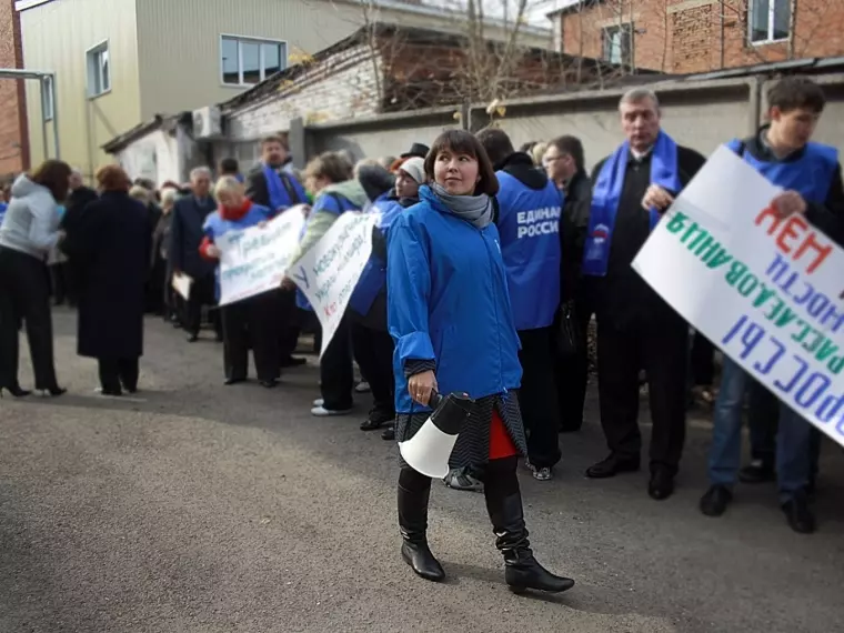 Фото: В Кемерове прошел митинг против жуликов и воров 3