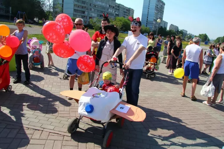 Фото: В Кемерове прошел конкурс детских колясок 2