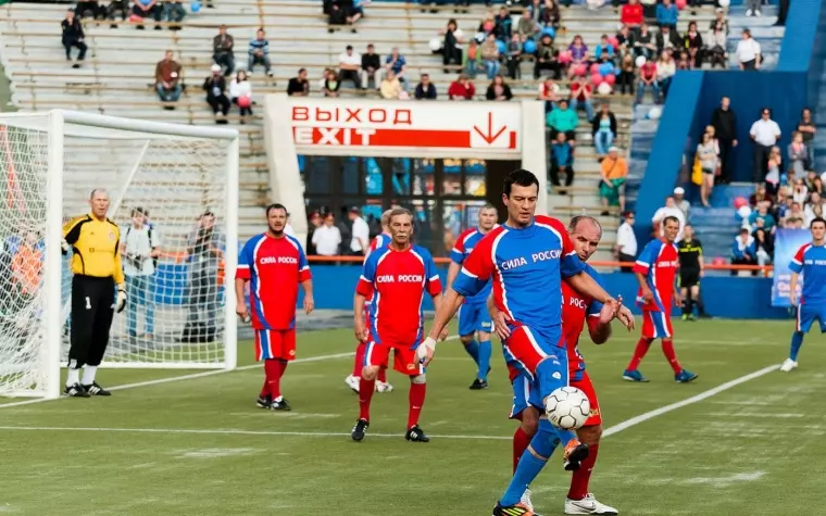 Фото: Звездный футбол в Кемерове 12