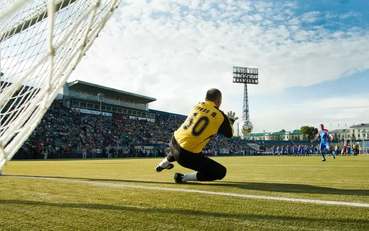 Фото: Звездный футбол в Кемерове 13