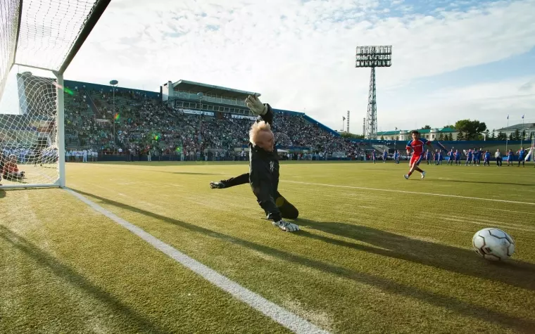 Фото: Звездный футбол в Кемерове 14
