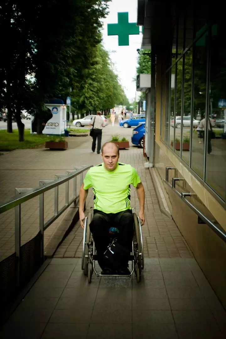 Фото: Поездка по Кемерову в инвалидной коляске  9