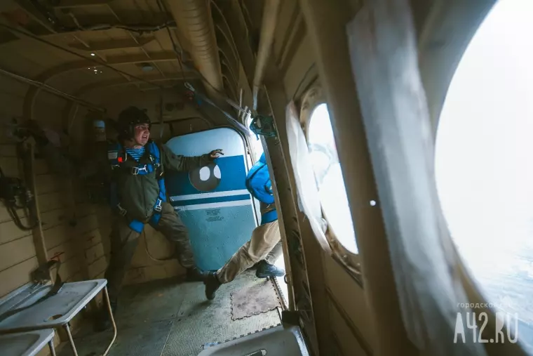 Фото: С неба в пекло 44