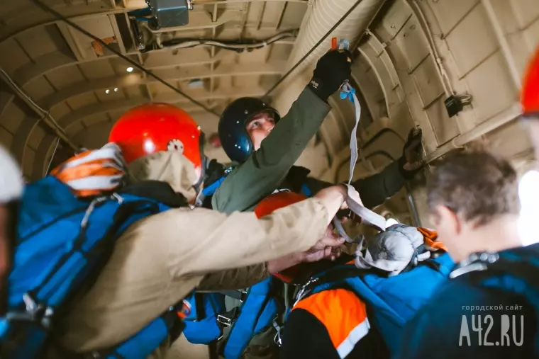 Фото: С неба в пекло 48