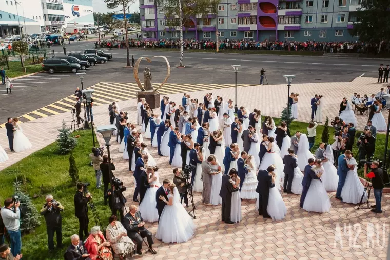 Фото: Открытие дворца бракосочетания в Прокопьевске 24