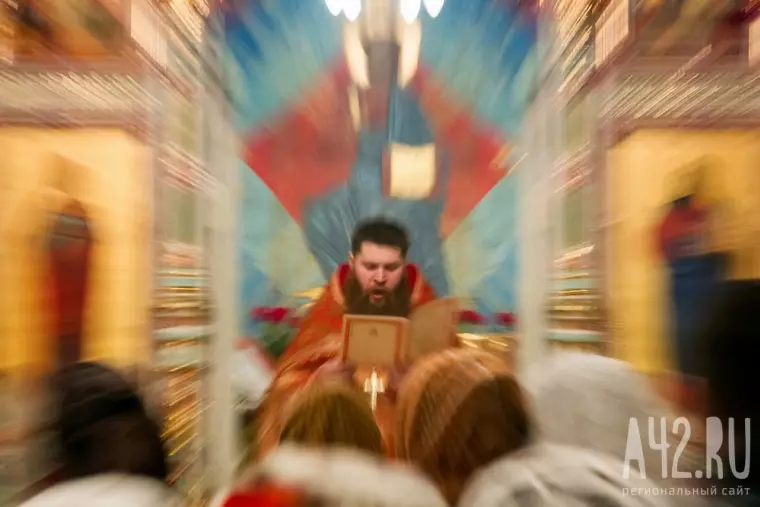 Фото: Пасха в кемеровском храме святого мученика Трифона 11