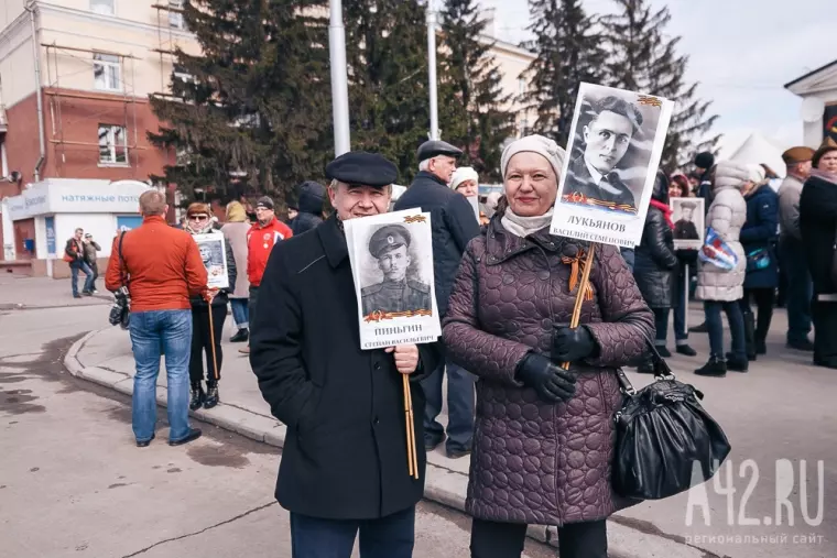 Фото: Шествие «Бессмертного полка» в Кемерове  8