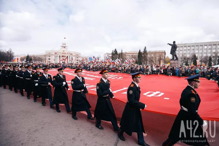 Фото: Шествие «Бессмертного полка» в Кемерове  22