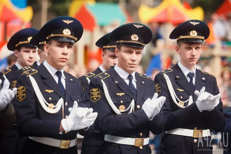 Фото: В Кемерове состоялся выпуск воспитанников губернаторских учебных заведений 2