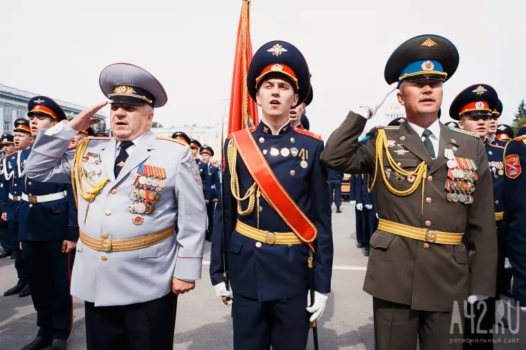 Фото: В Кемерове состоялся выпуск воспитанников губернаторских учебных заведений 5