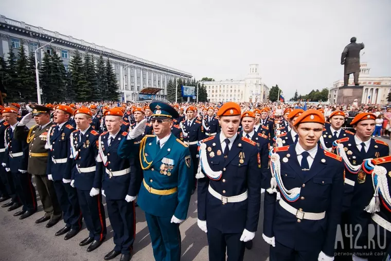 Фото: В Кемерове состоялся выпуск воспитанников губернаторских учебных заведений 6