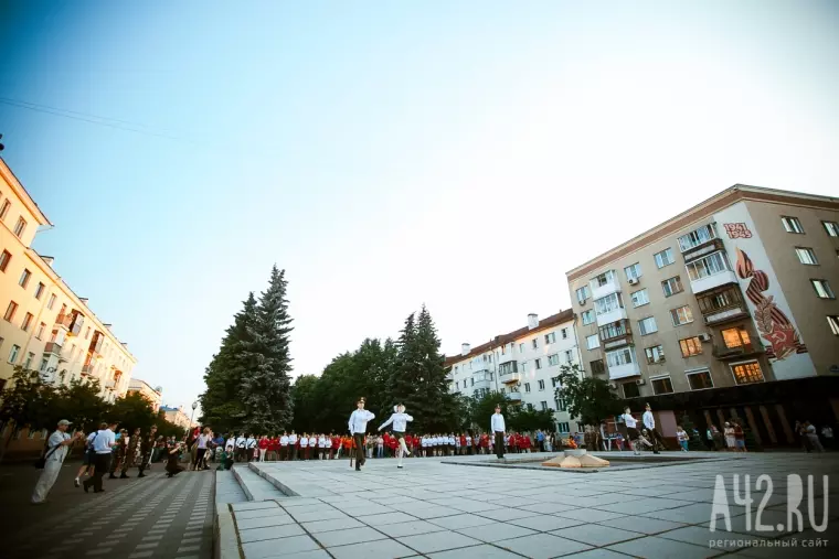 Фото: Кемеровчане поучаствовали в акции «Свеча памяти» 15