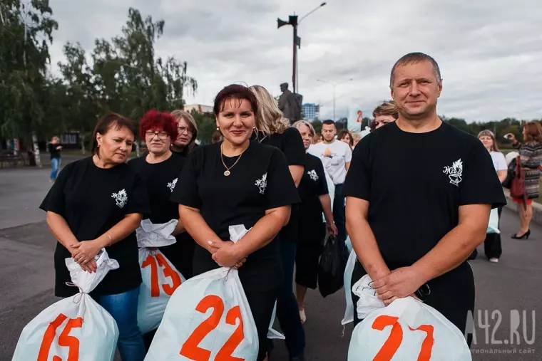 Фото: В Кемерове прошёл парад стройности по случаю финала «Жги-Шоу» 20