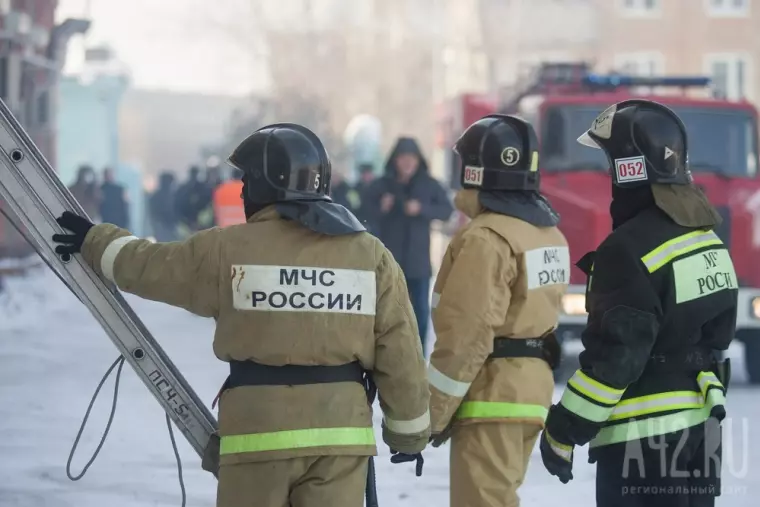 Фото: Горячая ситуация: как боролись с огнём на ГТРК «Кузбасс» 6