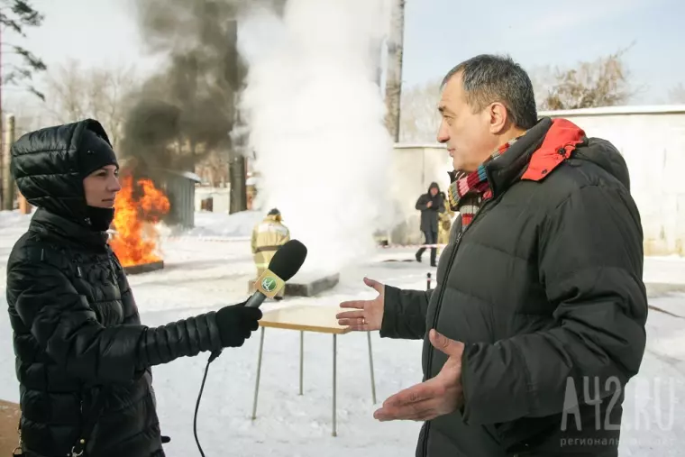 Фото: Горячая ситуация: как боролись с огнём на ГТРК «Кузбасс» 23