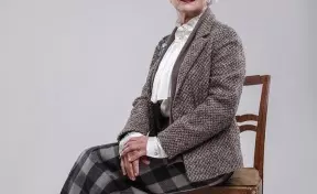 61-летняя россиянка снялась в откровенной рекламе нижнего белья 7