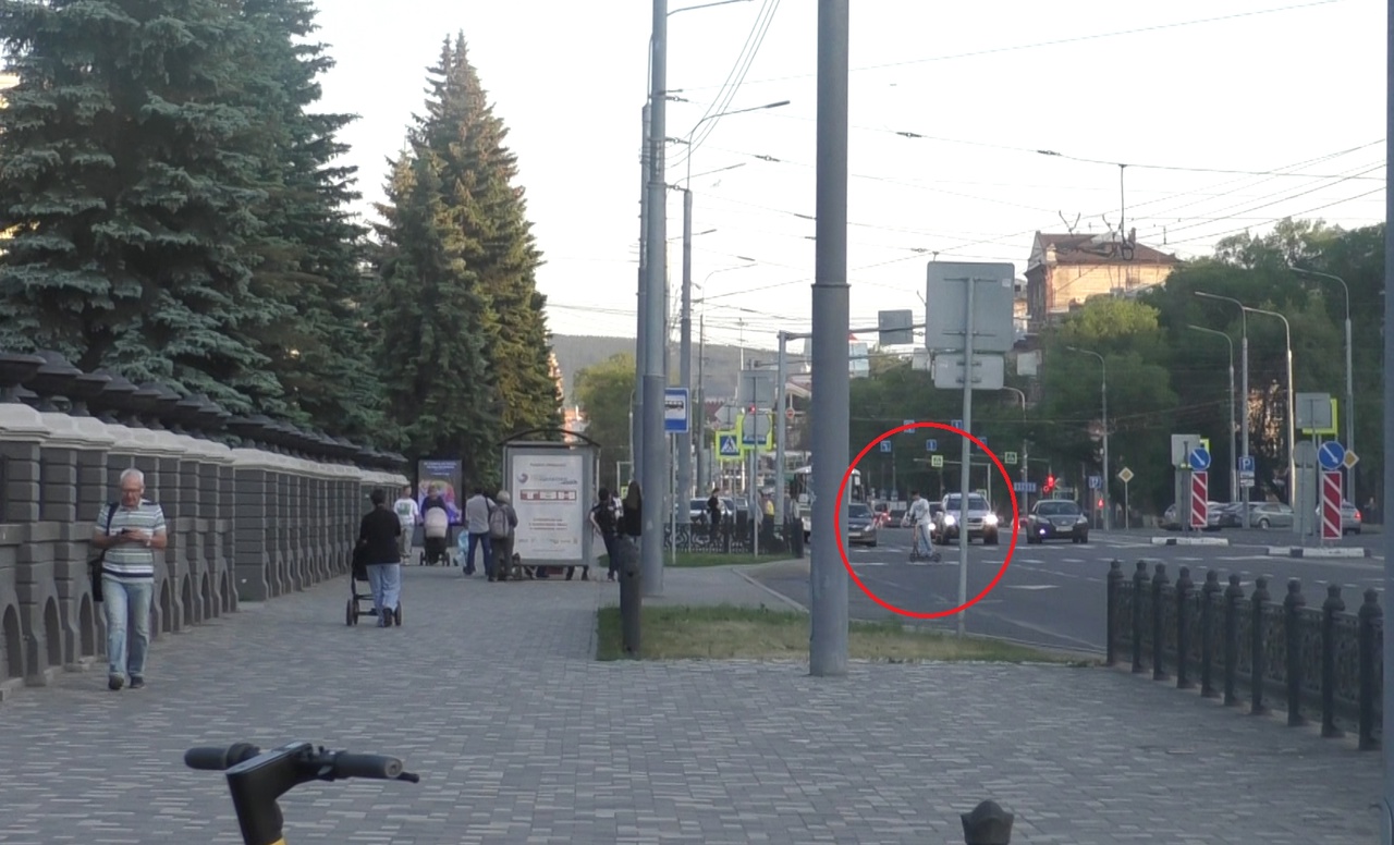 «Десятки нарушений»: в Новокузнецке ГИБДД массово останавливает детей на электросамокатах