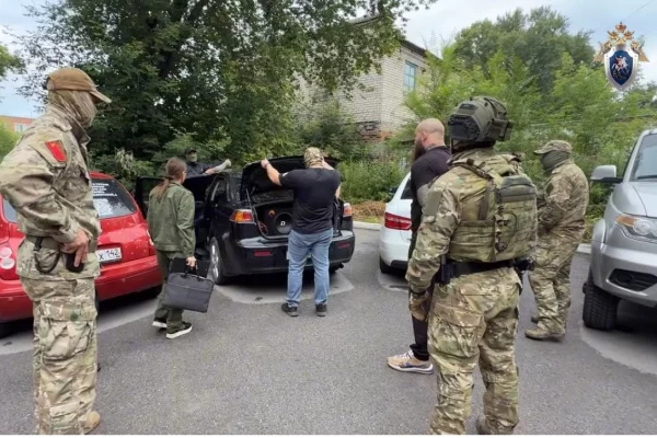 Грабёж, разбой и вымогательства: в Кузбассе тренер клуба единоборств создал банду из подростков