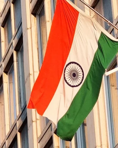 В Индии трое мужчин изнасиловали женщину, постучавшую не в ту дверь