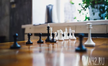 В Катаре 12-летний россиянин выиграл партию у чемпиона мира по шахматам