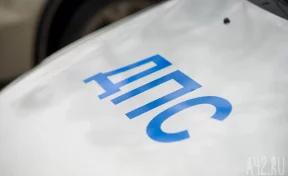 В Омске популярного в TikTok полицейского задержали за дачу взятки