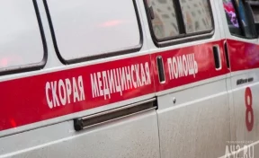 Очевидцы сообщают о ДТП с участием такси в Кемерове