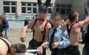 Полицейские заинтересовались БДСМ-вечеринкой в школе Владивостока