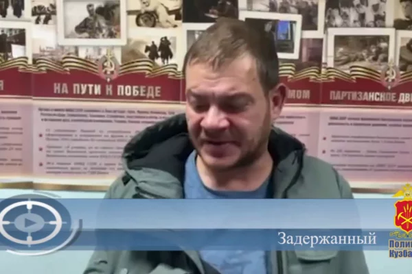 В Кемерове рецидивист похитил телефон из автомобиля, а затем потерял его