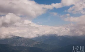 Спасатели в поисках семьи Усольцевых обследовали глубокую пещеру