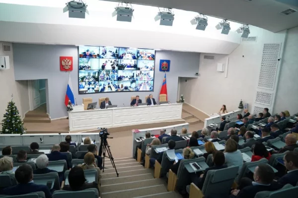 Илья Середюк: в Кузбассе за время праздников вывезли более 223 тысяч кубометров снега 