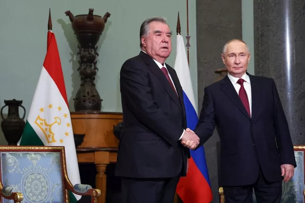 Путин пообещал Рахмону наказать виновных в убийстве четвероклассника из Одинцово