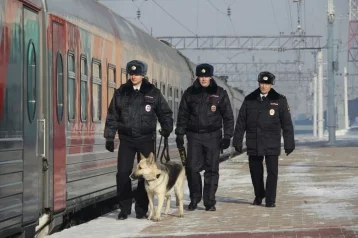Фото: В Кузбассе пьяный дебошир помешал движению поездов 1
