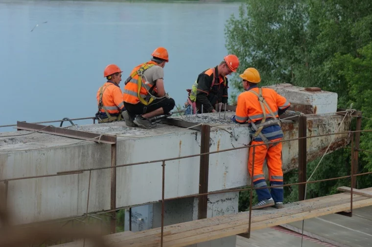Фото: Власти Кемерова рассказали, как проходит второй этап ремонта Кузбасского моста 7