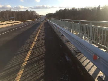 Фото: В Кузбассе дорожники отремонтировали мост на трассе Р-255 1