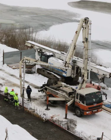 В Кемерове начали строить фундамент для новой лестницы на Притомской набережной