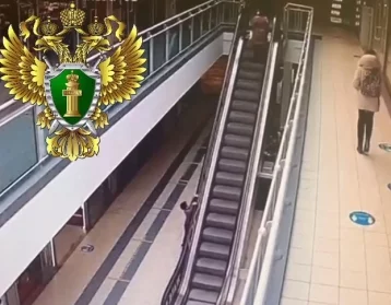 Фото: Падение четырёхлетнего ребёнка с эскалатора в Москве попало на видео 1