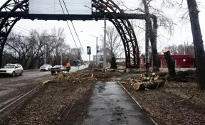 Власти Новокузнецка объявили о проблемах в работе электротранспорта из-за непогоды