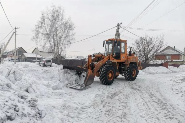 За зиму с кемеровских улиц вывезли более 1,6 миллиона кубометров снега