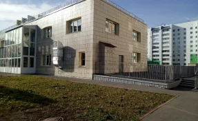 В Кемерове из-за нарушений временно закрыли здание, в котором находится тренажёрный зал