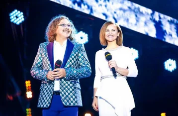 Фото: Николаев и Проскурякова впервые стали ведущими на Первом канале 1