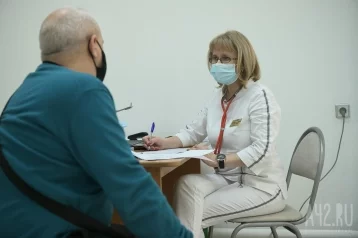 Фото: Мифы о вакцинации от коронавируса: кузбассовцам рассказали, чего не стоит бояться 1