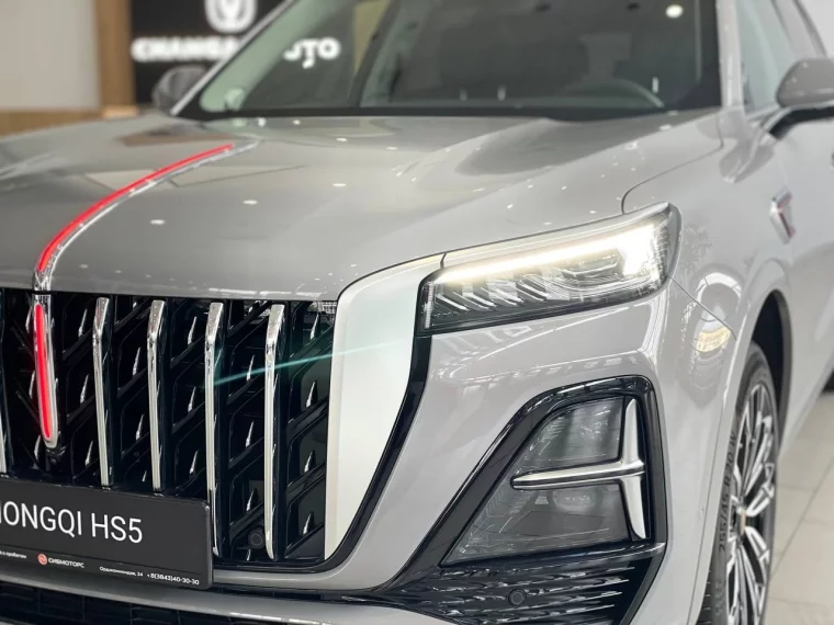 Фото: Hongqi в Кузбассе: как китайский люкс выигрывает конкуренцию у «европейцев» 4