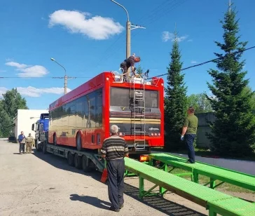 Фото: Партия новых троллейбусов поступила с завода в Кемерово 3