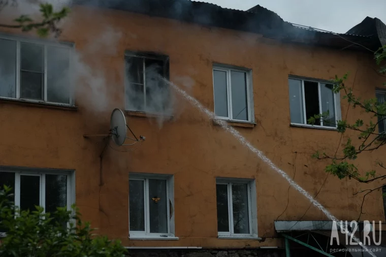 Фото: Серьёзный пожар в Прокопьевске 27