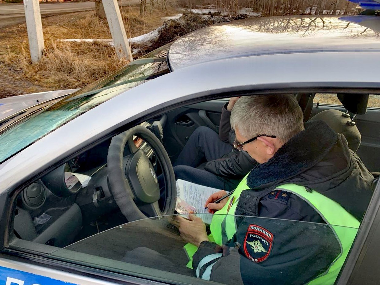 Массовая проверка водителей в Кемеровском округе выявила пьяного за рулём и автомобилистов без прав