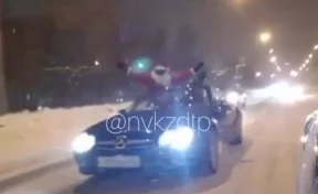 Дед Мороз на кабриолете ездил по кузбасскому городу