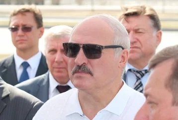 Фото: Лукашенко намерен заставить работать каждого белоруса 1