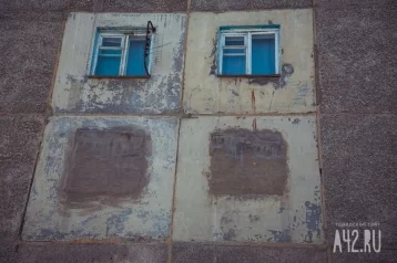 Фото: Новокузнечанин упал с окна, пытаясь попасть в свою квартиру 1