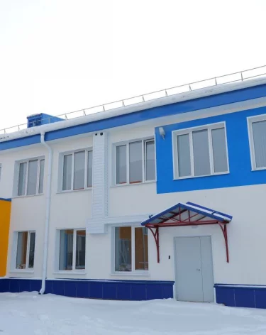 В Кемерове комиссия проверила капремонт школы № 54 в Плешках