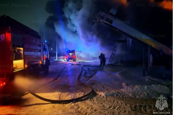 В Чувашии на птицефабрике произошёл пожар на площади 2100 квадратных метров